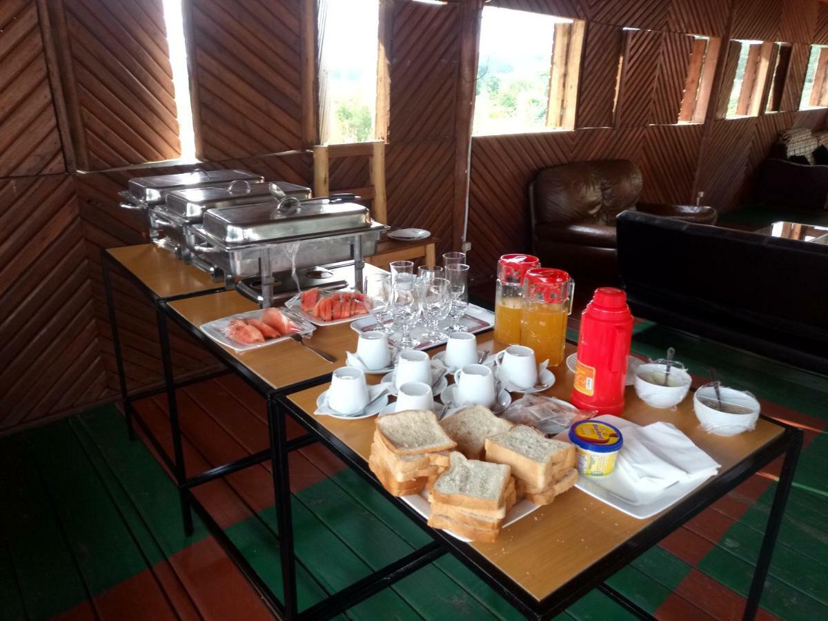 Saint Blaise Hotel Gatumba Kültér fotó